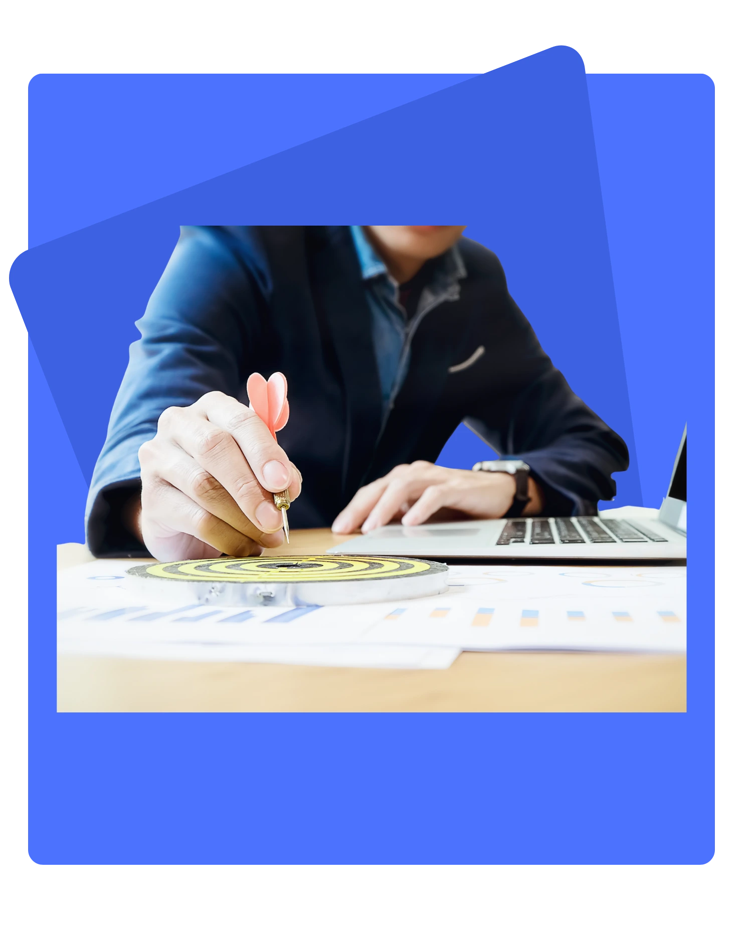 Tek Platform - Business professional targeting goals with analytics